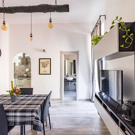 נאפולי Palazzo Mormando - Modern Apartment מראה חיצוני תמונה