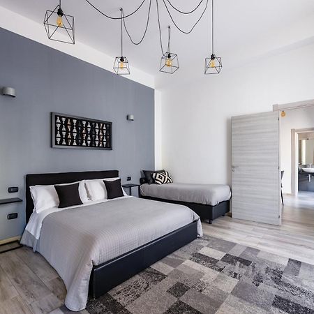 נאפולי Palazzo Mormando - Modern Apartment מראה חיצוני תמונה