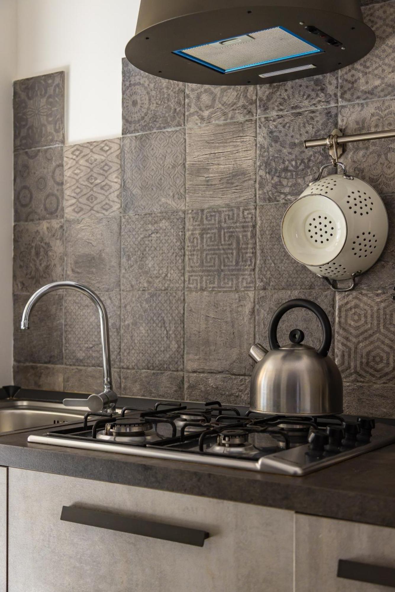 נאפולי Palazzo Mormando - Modern Apartment מראה חיצוני תמונה