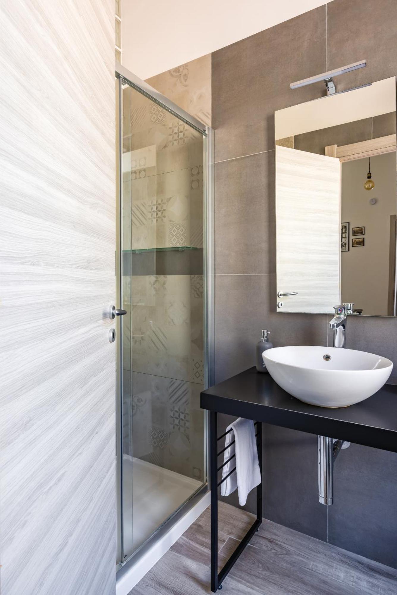 נאפולי Palazzo Mormando - Modern Apartment מראה חיצוני תמונה