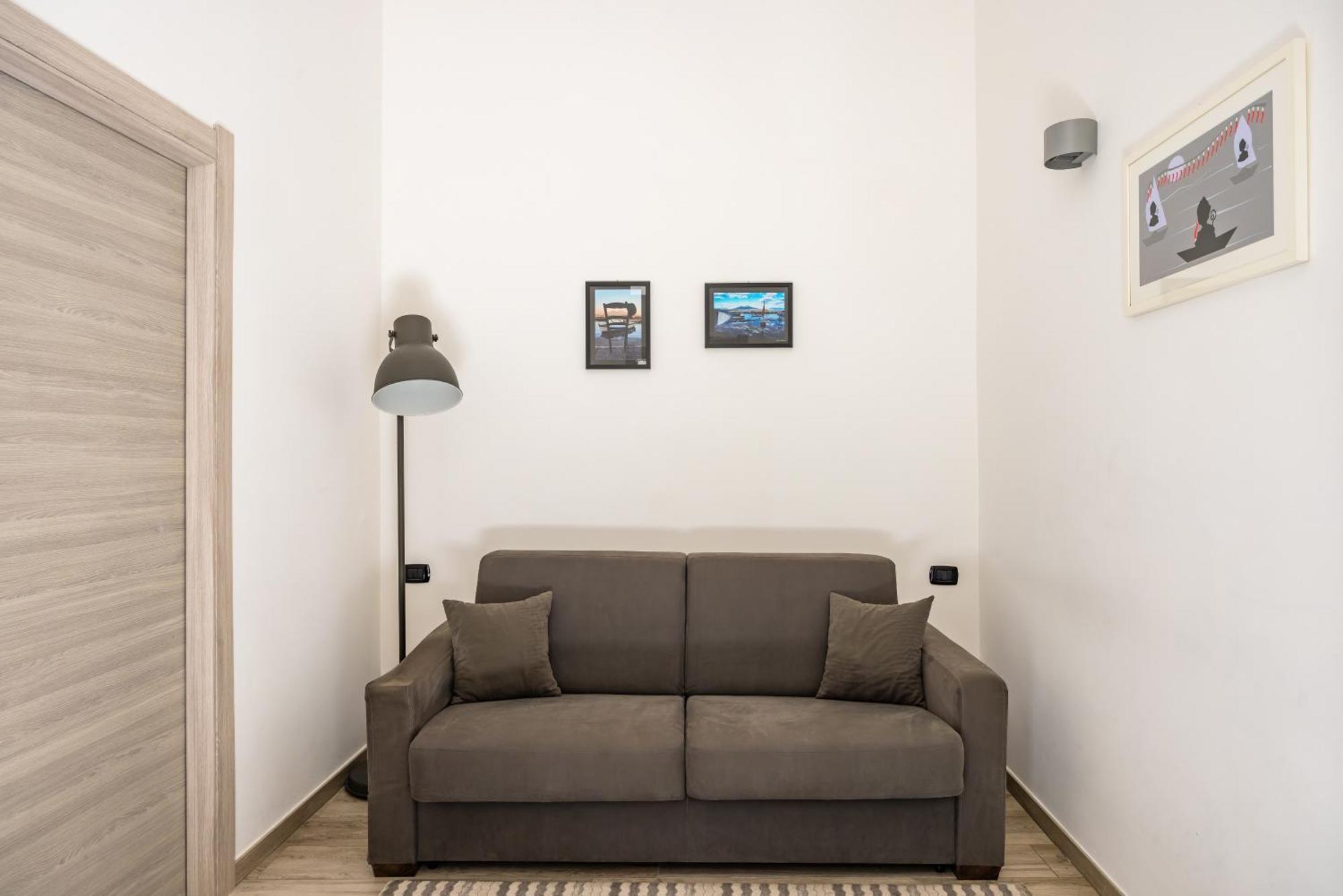 נאפולי Palazzo Mormando - Modern Apartment מראה חיצוני תמונה