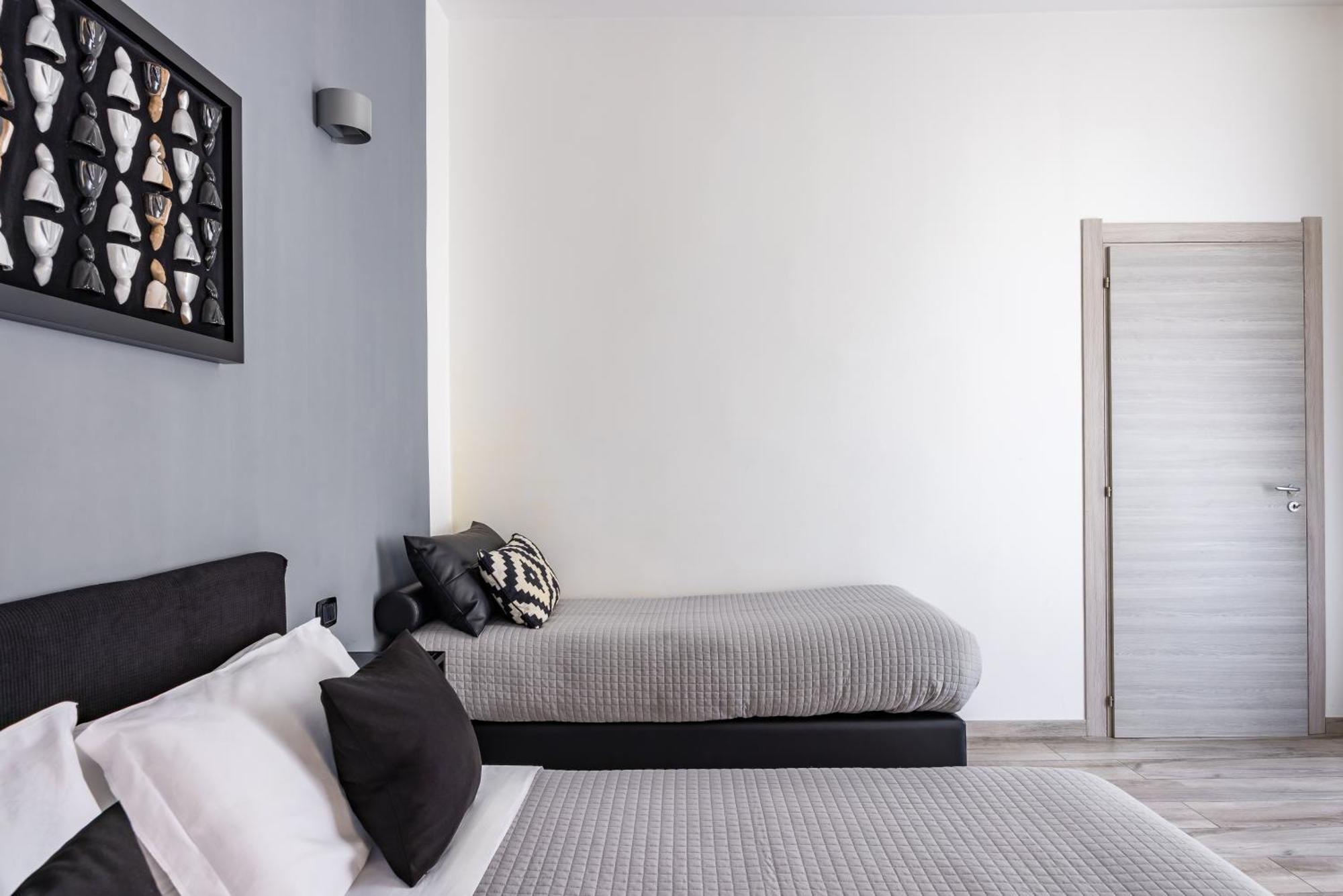 נאפולי Palazzo Mormando - Modern Apartment מראה חיצוני תמונה